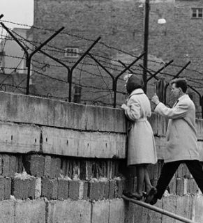 A 30 Anni dalla Caduta del Muro di Berlino